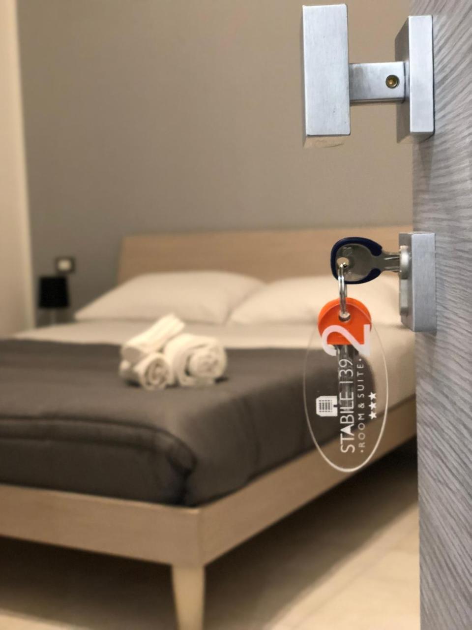 Stabile139 Bed & Breakfast Palermo Dış mekan fotoğraf